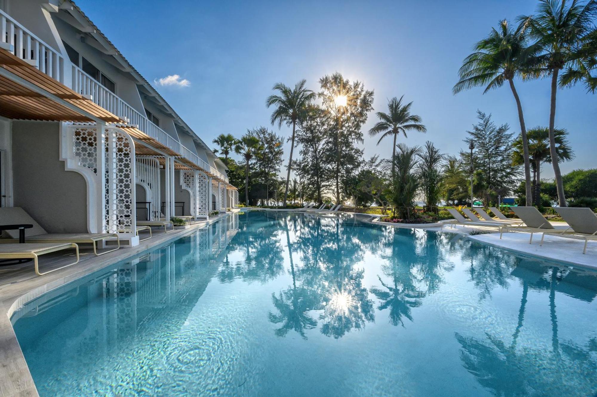 Thavorn Palm Beach Resort Phuket Karon Eksteriør bilde